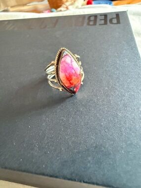 Spiny Oyster Stone Ring